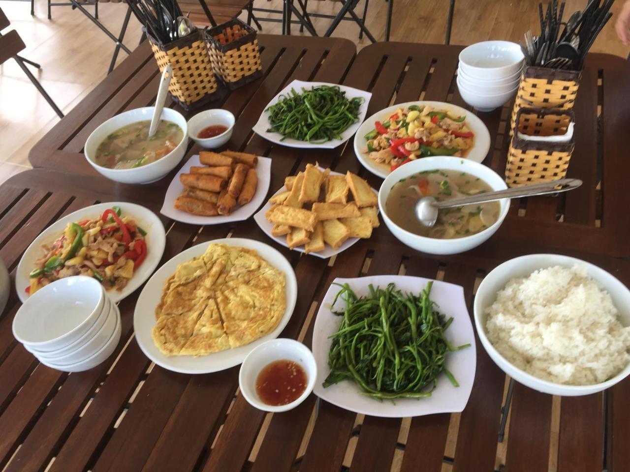 Sunshine Homestay Phong Nha Buitenkant foto